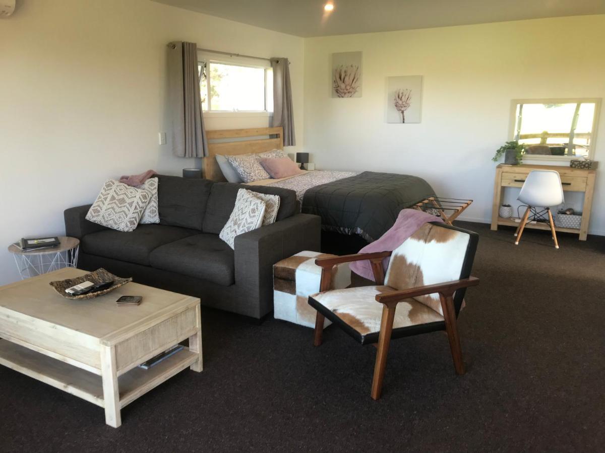 Aratahi Cottages Carterton Экстерьер фото
